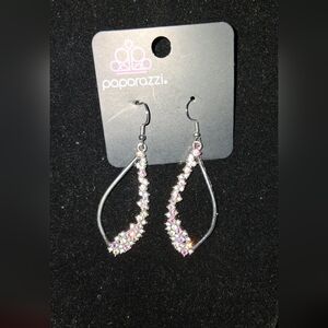 *NWT* PAPARAZZI *CLEARANCE*As Low As $1/A Pc! Build A Bundle Lets Make A Deal!😊